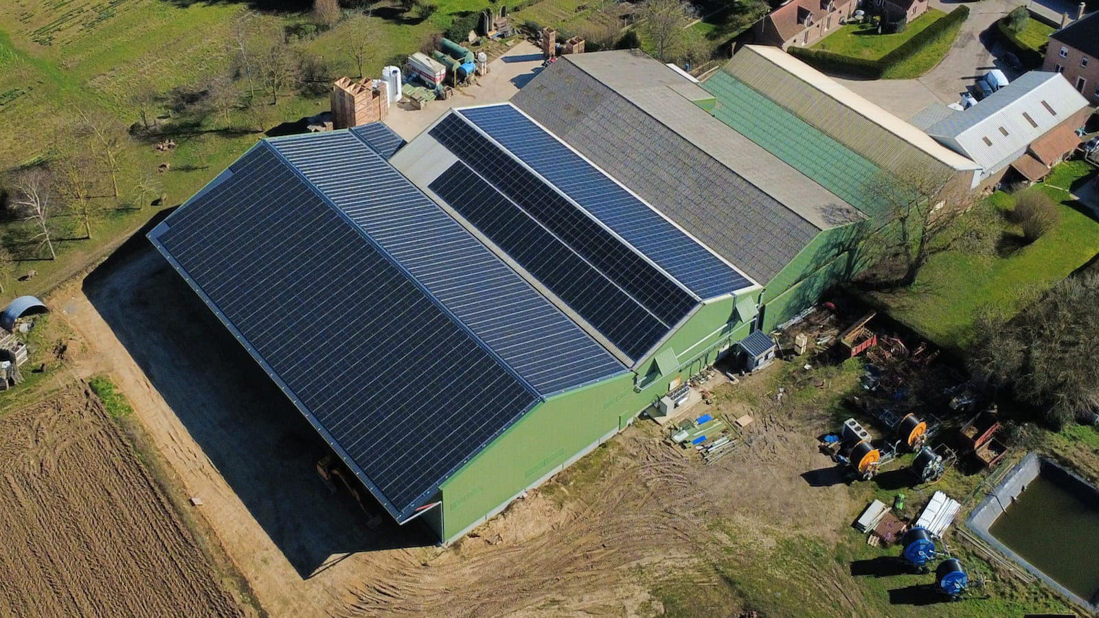Installation photovoltaïque sur hangar agricole