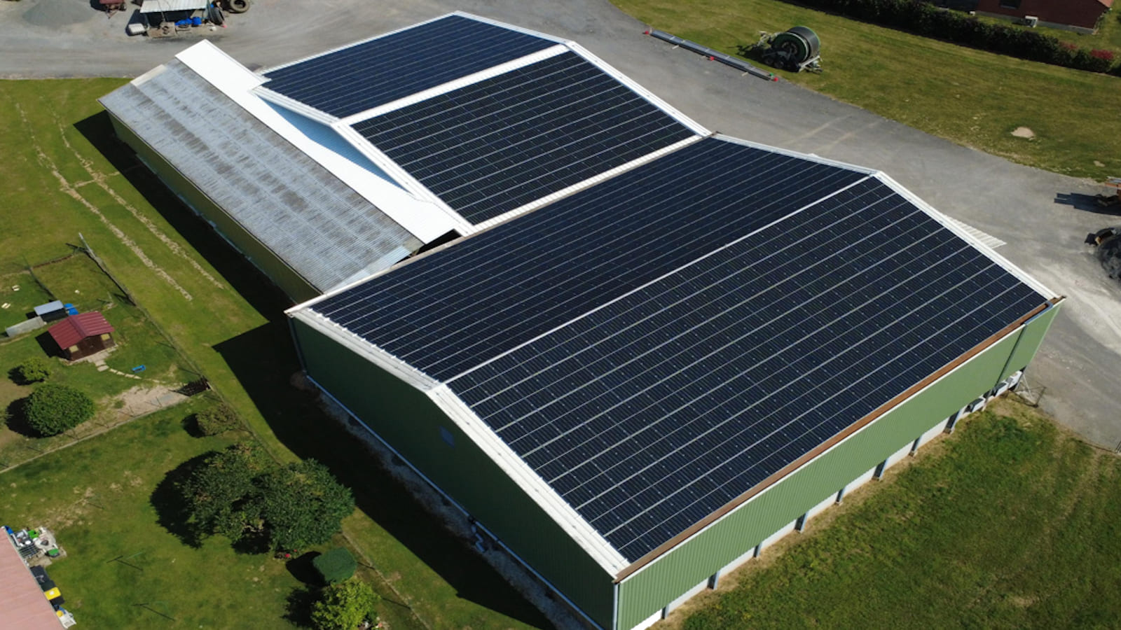 Installation photovoltaïque sur hangar agricole